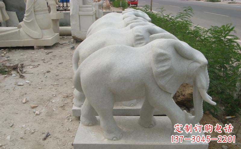 广西大理石小象公园动物石雕