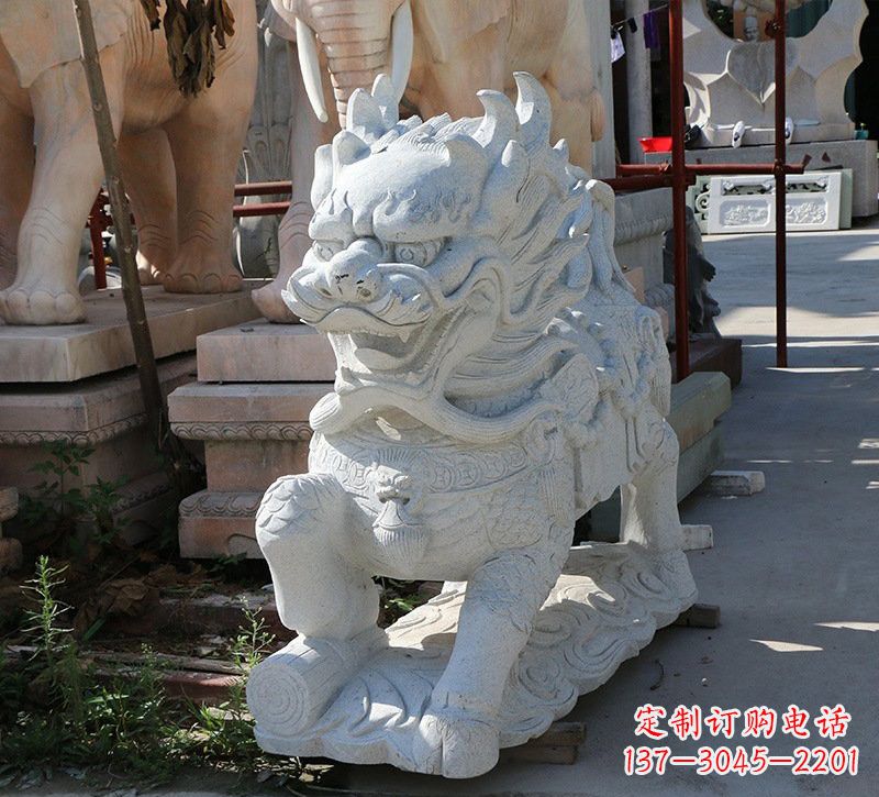 广西大理石镇宅——麒麟雕塑