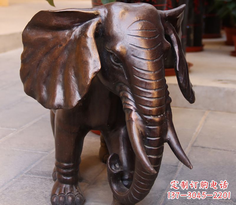 广西大象铜雕塑