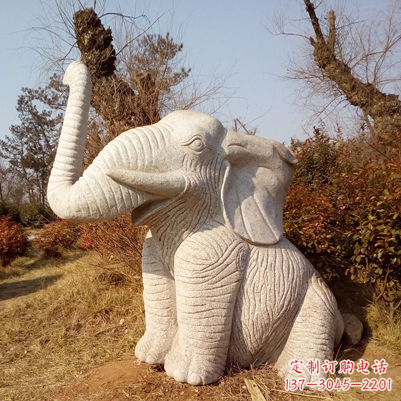 广西象征传统文化的大象雕塑