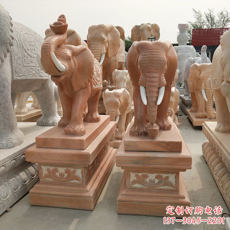 广西山石大象雕塑
