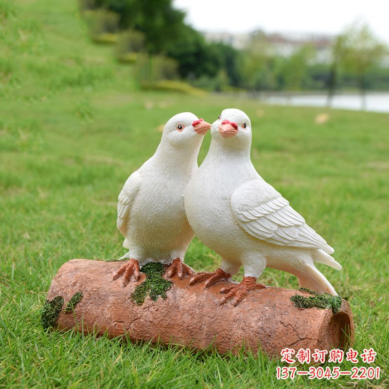 广西大学头顶和平鸽雕塑