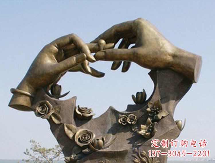 广西戴戒指的手铜雕