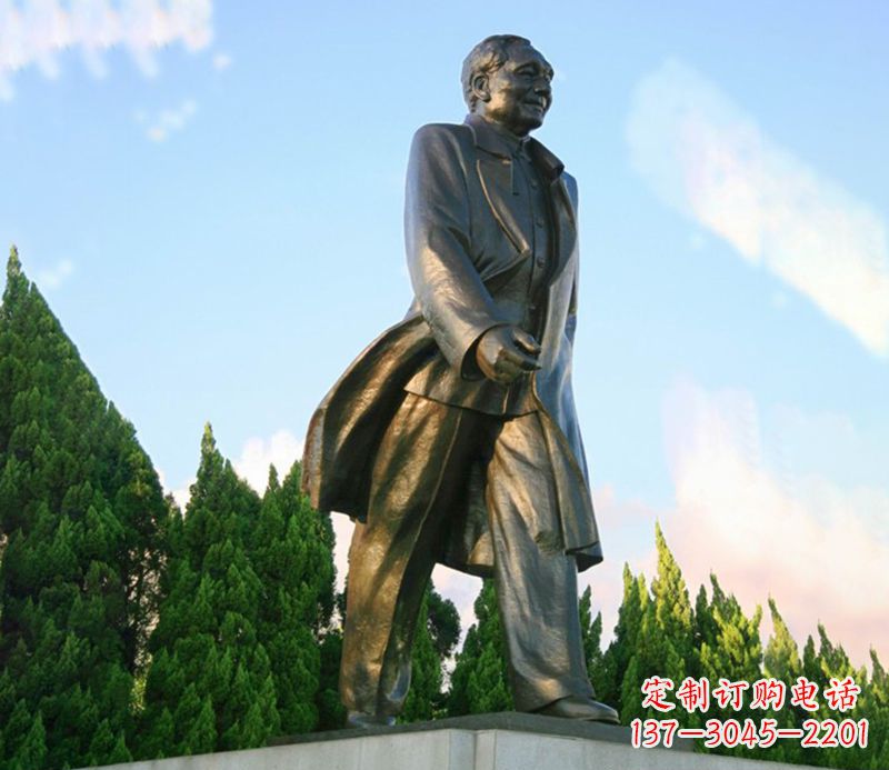 广西激励千秋,抒发热爱——中领雕塑定制邓小平雕塑