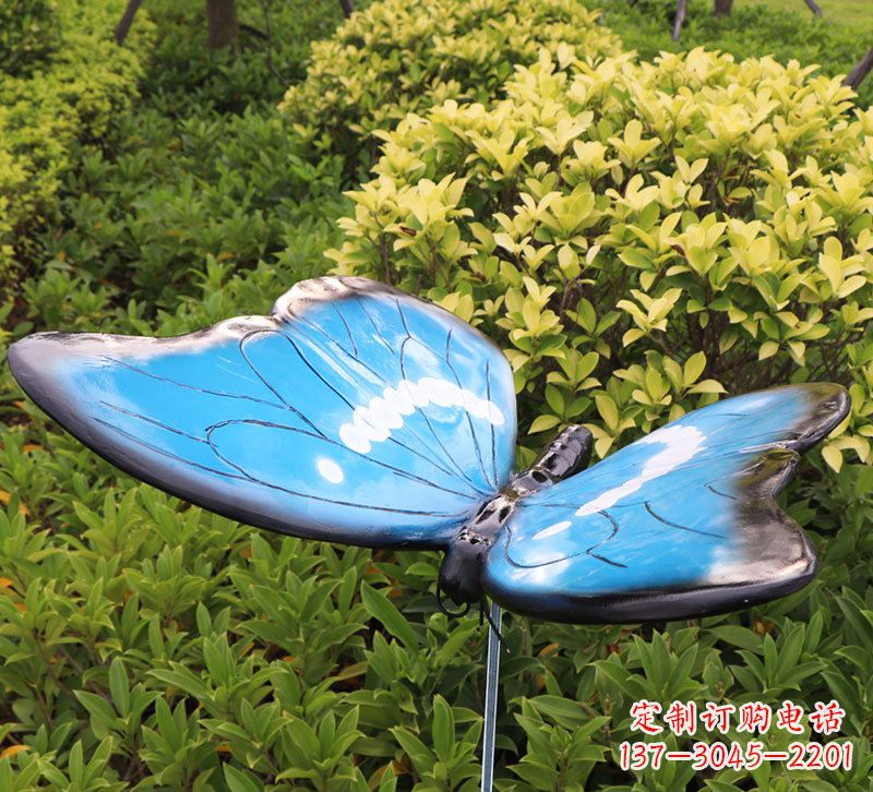 广西自然美妙的蝴蝶雕塑