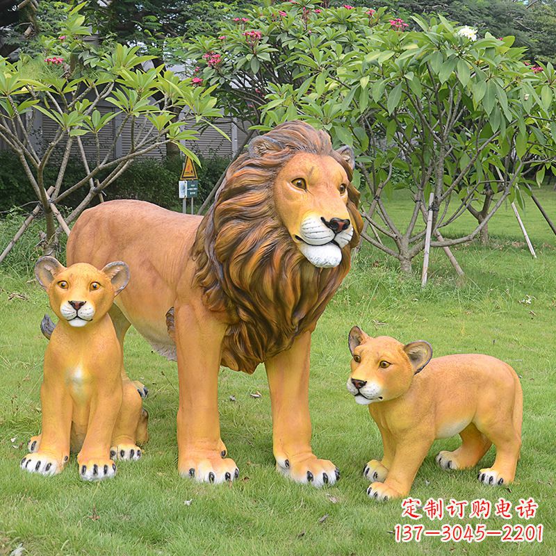 广西古典风格仿真狮子雕塑摆件