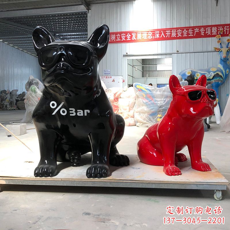 广西精致可爱的不锈钢斗牛犬雕塑