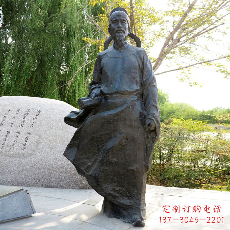 广西艺术之美——杜甫铜雕塑