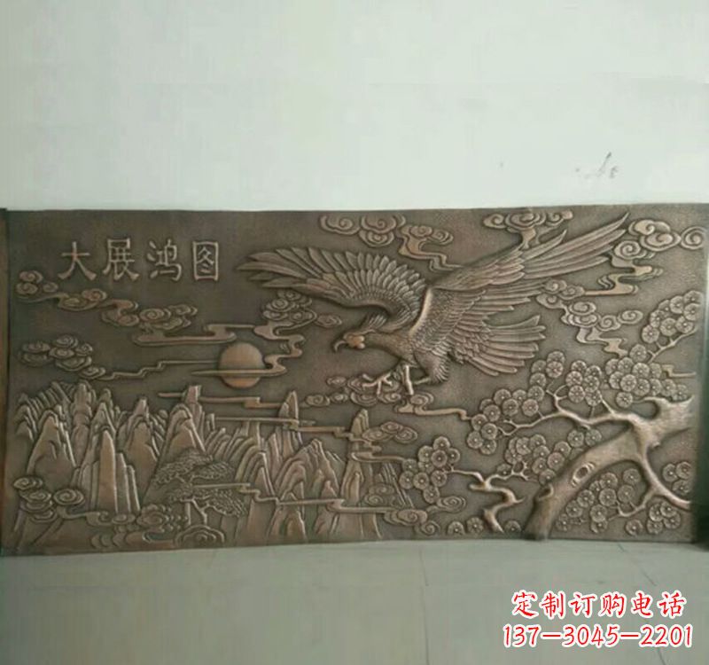 广西精致锻铜老鹰雕塑