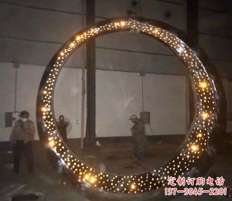 广西发光圆环不锈钢雕塑