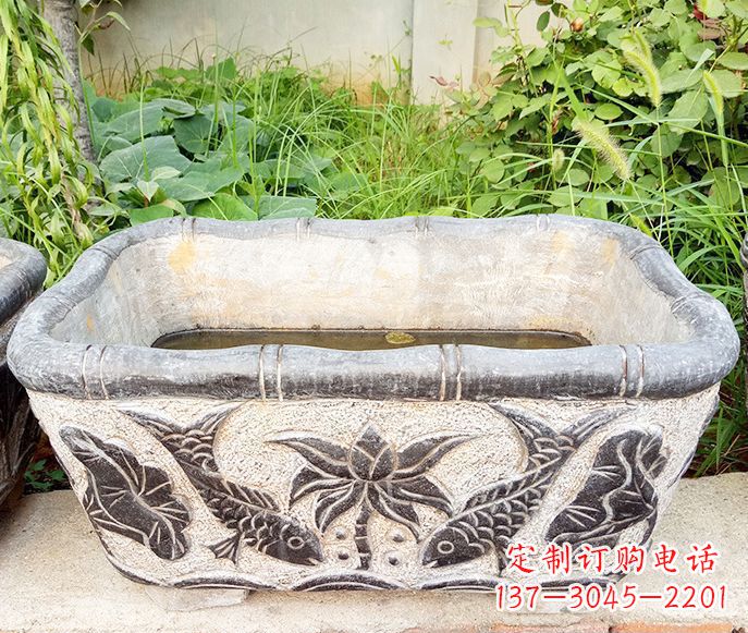 广西精美方形荷花鲤鱼石雕塑