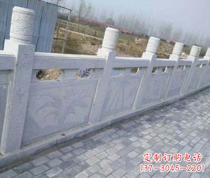 广西传统石栏板雕塑