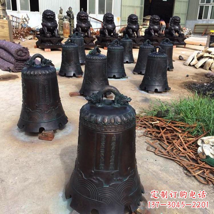 广西手工精美的铜钟雕塑