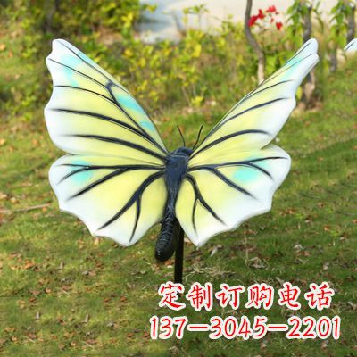 广西色彩丰富的仿真蝴蝶雕塑