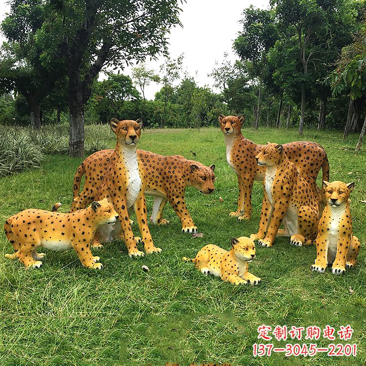 广西精美玻璃钢豹雕塑