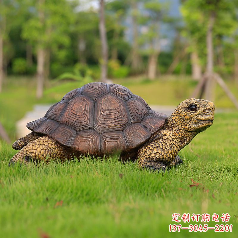 广西玻璃钢乌龟雕塑草坪摆件