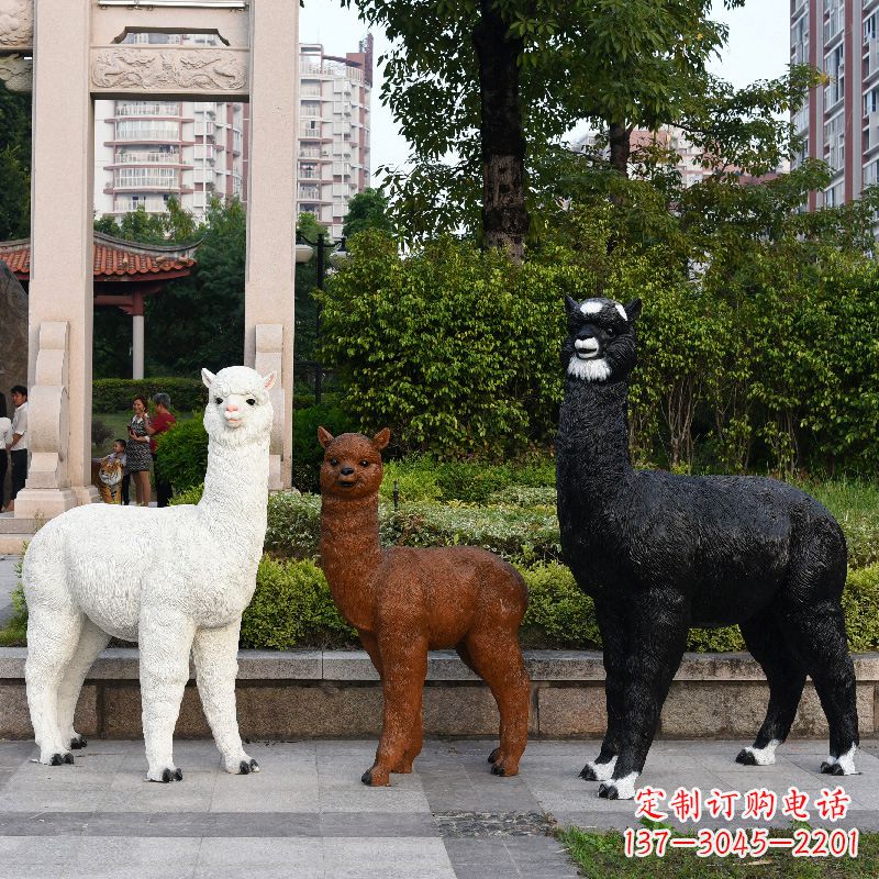 广西优雅耐用的玻璃钢仿真动物雕塑