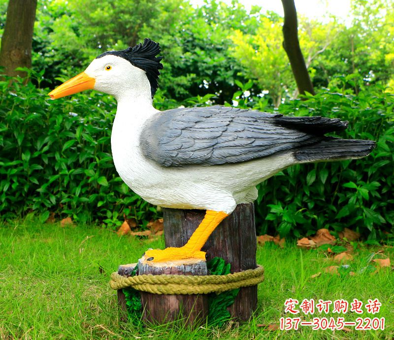 广西精美的鸽子浮雕艺术品