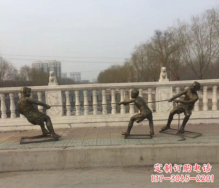 广西公园拔河儿童铜雕