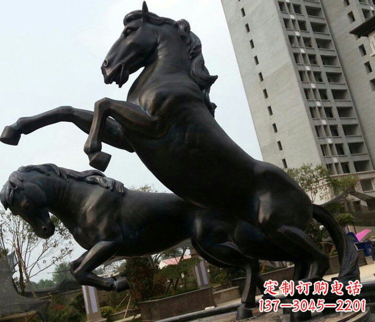 广西高雅实木动物雕塑