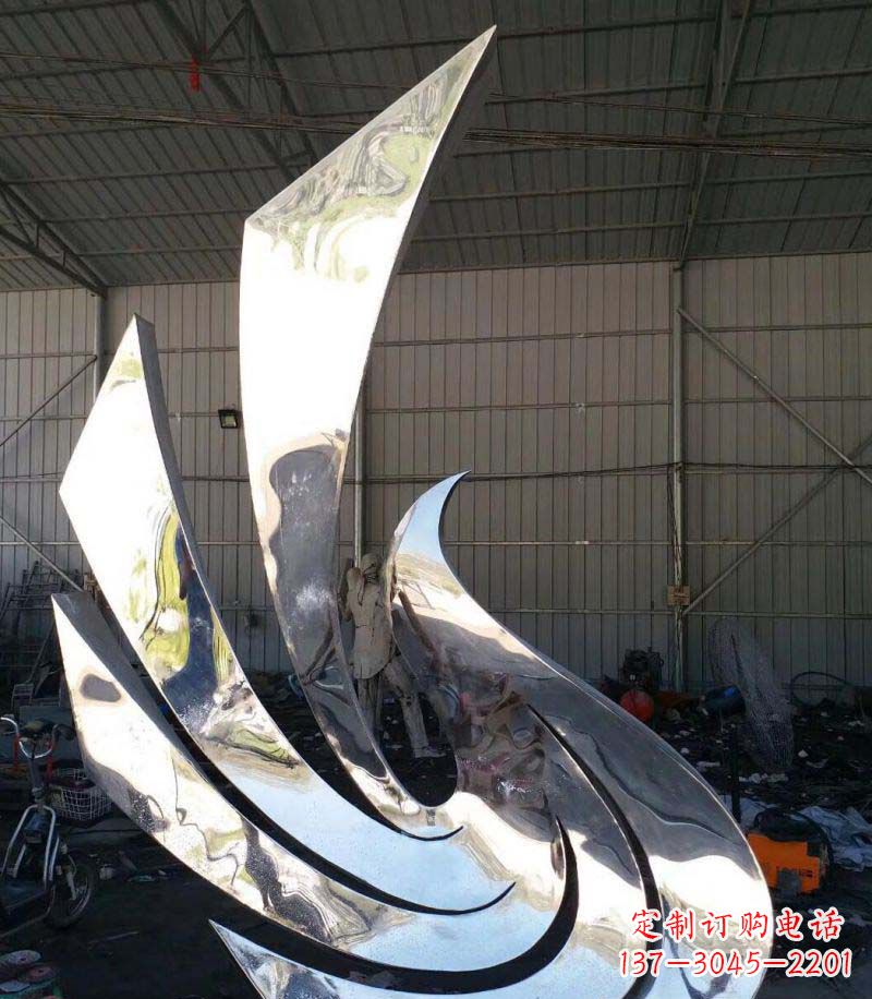 广西精巧不锈钢和平鸽雕塑