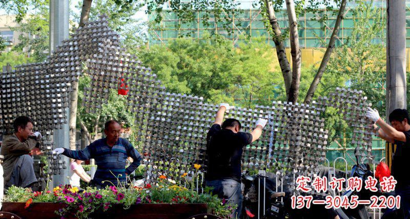 广西中领雕塑 - 动物抽象不锈钢雕塑