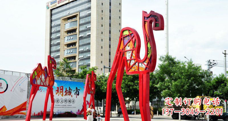 广西品质精良的公园不锈钢骆驼雕塑
