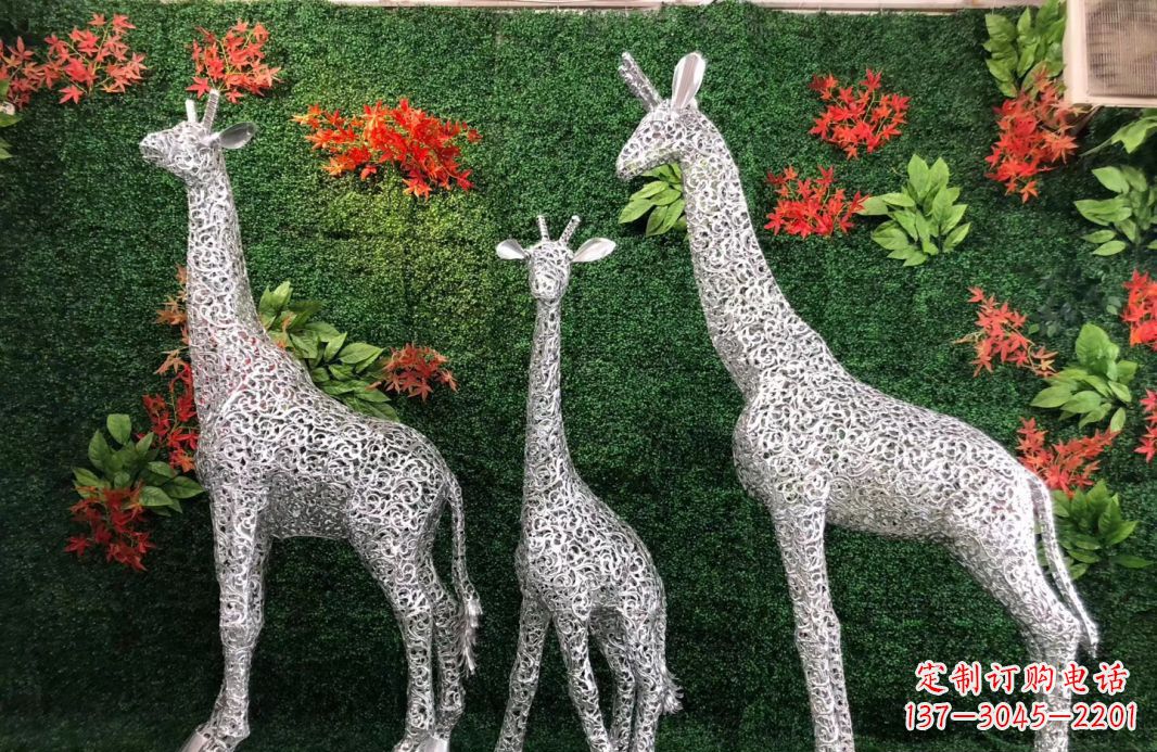 广西精美不锈钢长颈鹿雕塑