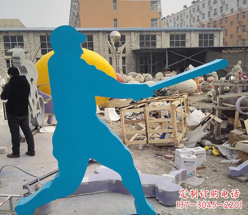 广西公园不锈钢打棒球雕塑2