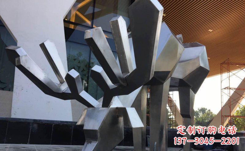 广西聚体雕塑抽象几何驯鹿