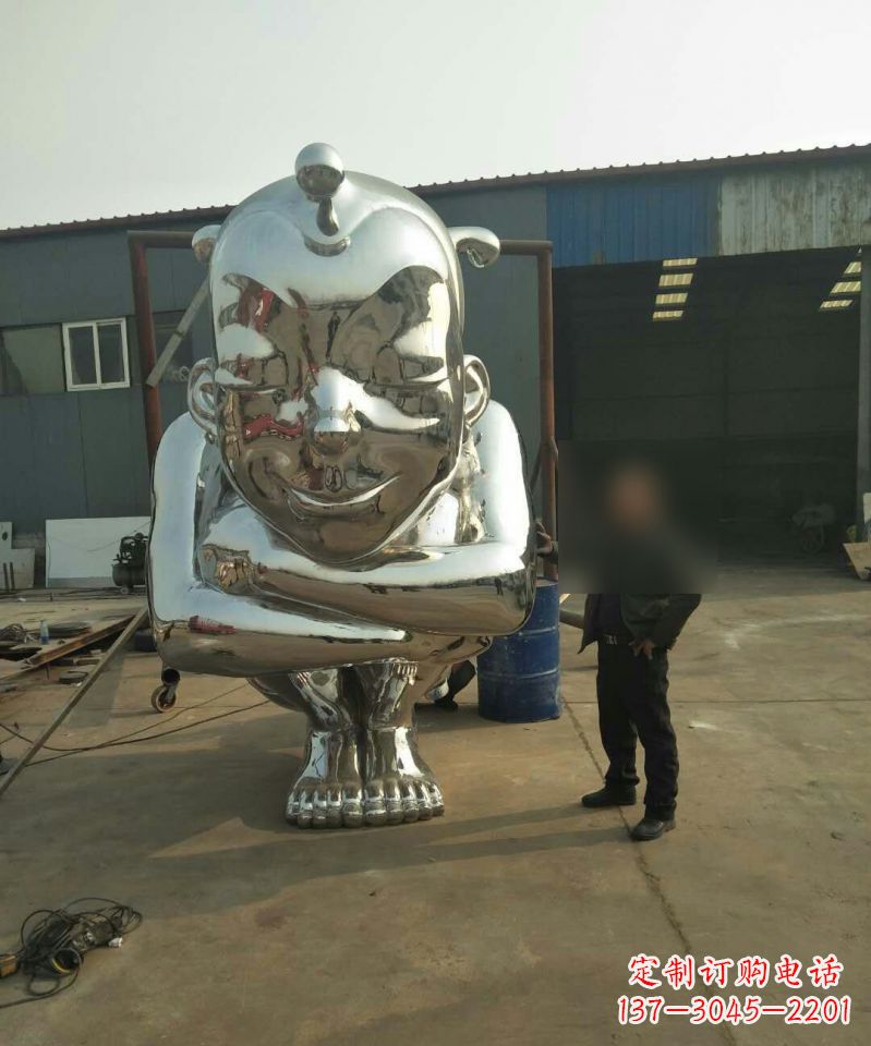 广西大型不锈钢蹲着的儿童雕塑