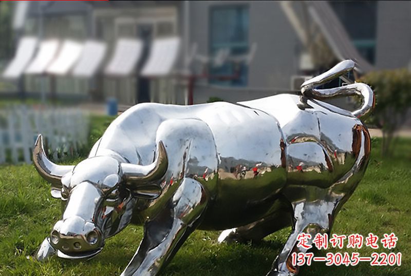 广西精致美观的高端不锈钢动物牛雕塑