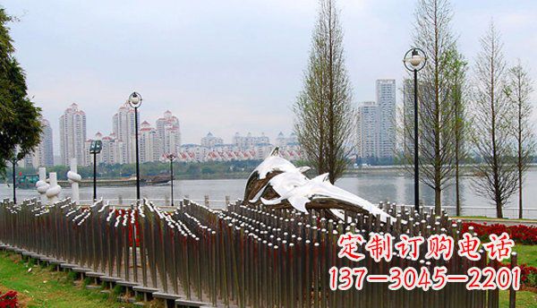 广西动物主题不锈钢海豚雕塑