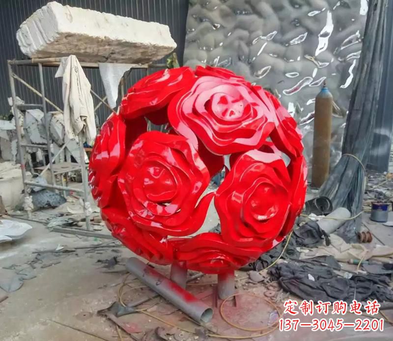 广西优雅柔美的玫瑰雕塑