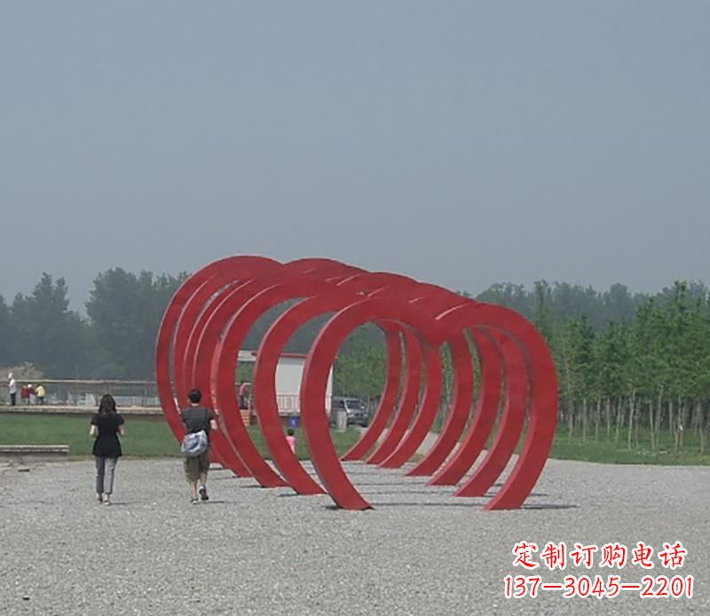广西不锈钢心形拱门雕塑