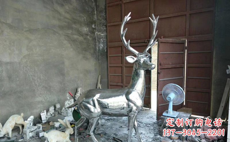 广西艺术精美的不锈钢鹿装置雕塑