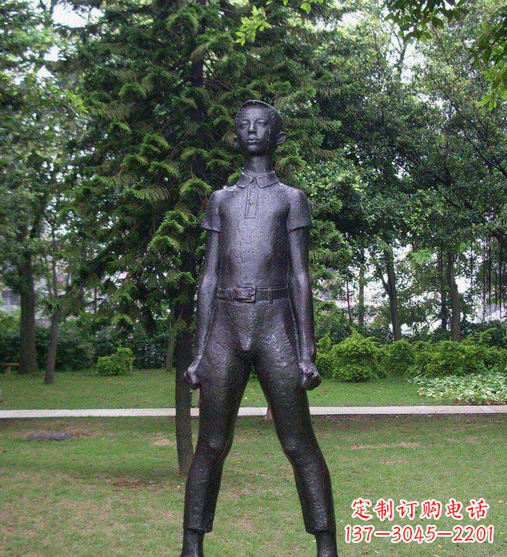广西夕阳下的感动——铜雕男孩人物雕塑