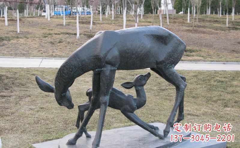 广西母子鹿铜雕艺术塑像