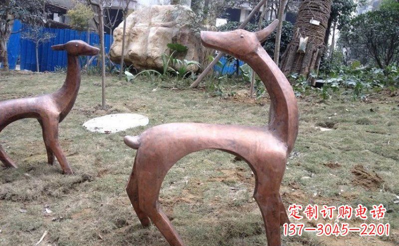 广西公园抽象小鹿动物铜雕