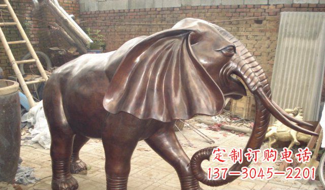 广西精美细腻的铸铜大象雕塑