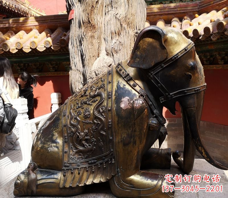 广西公园动物大象铜雕