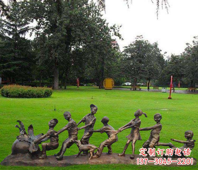广西公园儿童拔萝卜人物小品铜雕