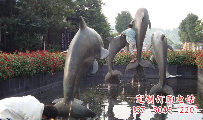 广西铜雕海豚——传递着海洋之美的艺术作品