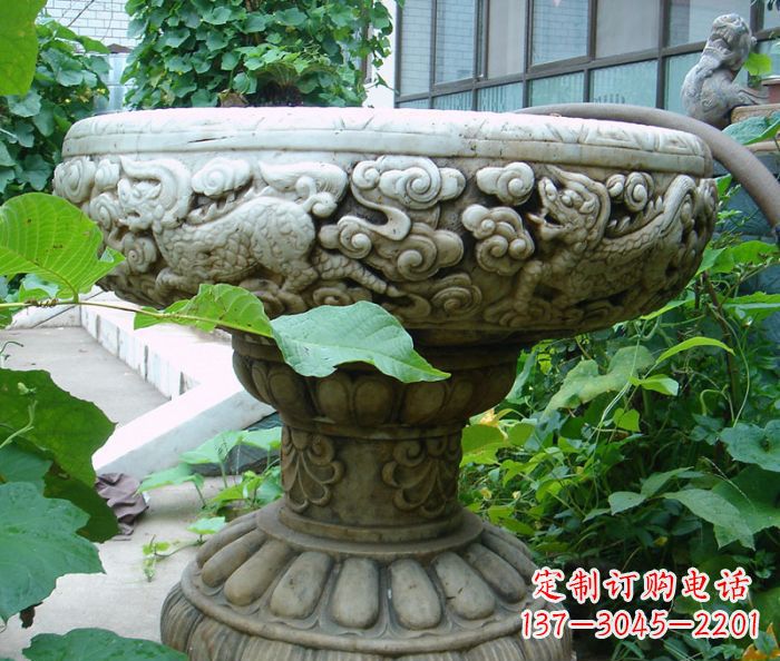 广西公园景观仿古花盆石雕