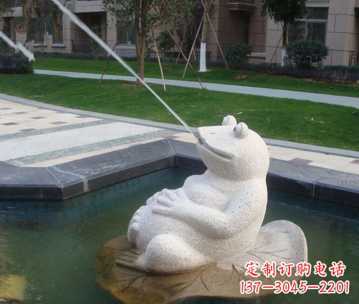 广西精美青蛙喷泉石雕