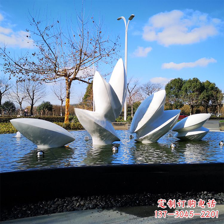 广西精美纯铜树叶雕塑