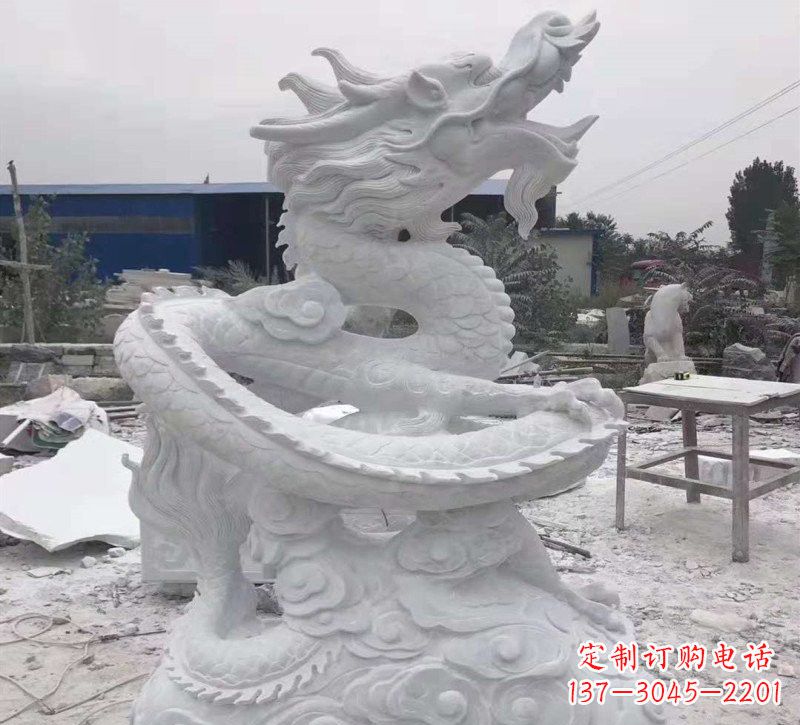 广西精美盘龙石雕塑