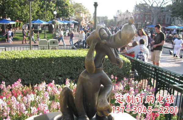 广西公园卡通小狗动物铜雕