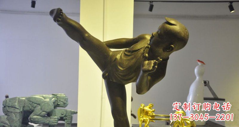 广西领雕塑男孩练功夫铜雕