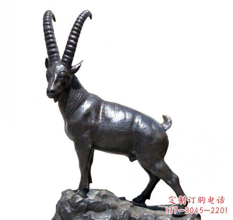 广西铜雕羚羊,精美外形及细节刻画精美